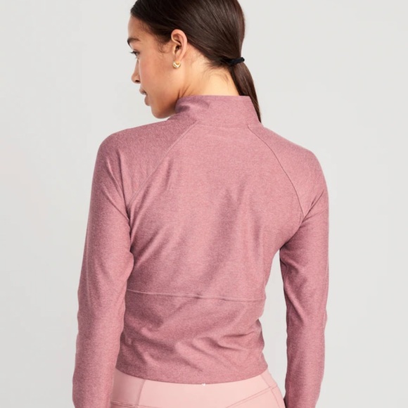 NWT OLD NAVY Cloud+ 1/4-Zip Pullover Color: Woodrose - Picture 2 of 5